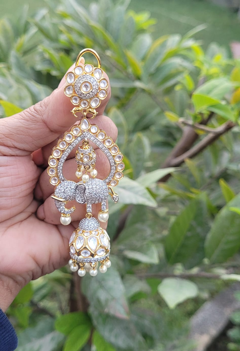 Kundan jhumka hot sale earrings design