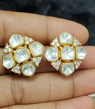 Load image into Gallery viewer, Anishaa Polki diamond Studs Earrings