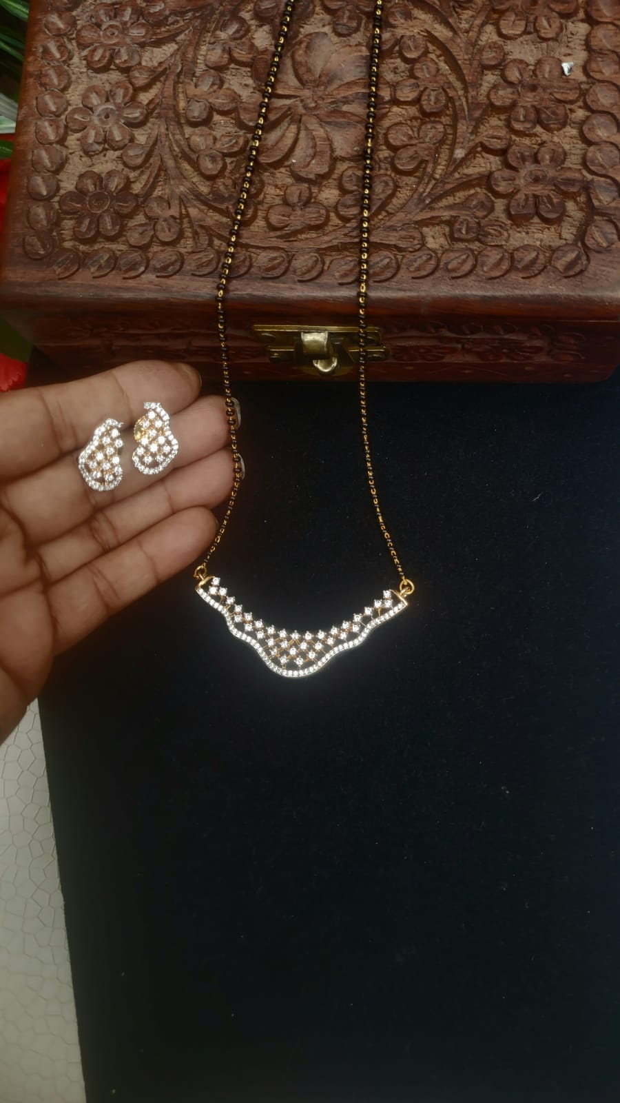 Geet Long Mangalsutra necklace set