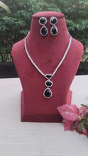 Load image into Gallery viewer, Black Kim zirconia Diamond Necklace set