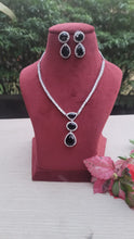 Load image into Gallery viewer, Black Kim zirconia Diamond Necklace set