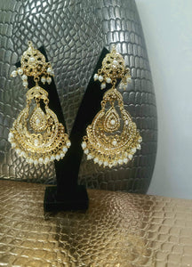 White Jadau Jhumka Earrings