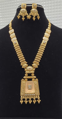 Vidhya Long traditional Necklace set