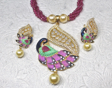 Load image into Gallery viewer, Peacock Pendant Beaded Diamond Necklace Set